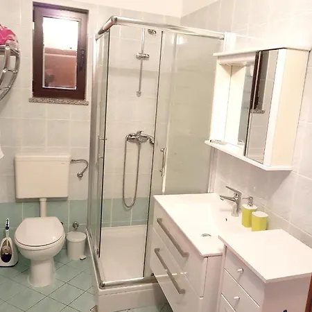 Apartment With One Bedroom In Vabriga With Wifi 5 Km From The Beach *
